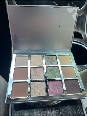 Makeup By Mario 12-Shade Eyeshadow Palette — Pink, Green, Brown, Gold